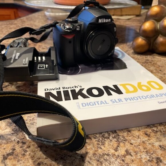 Nikon D60 - Picture 4 of 6
